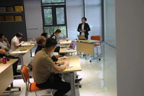 共融共進(jìn)，攜手未來 廣西金茂鈦業(yè)與顏鈦集團(tuán)成功舉辦產(chǎn)品技術(shù)交流培訓(xùn)會(huì)